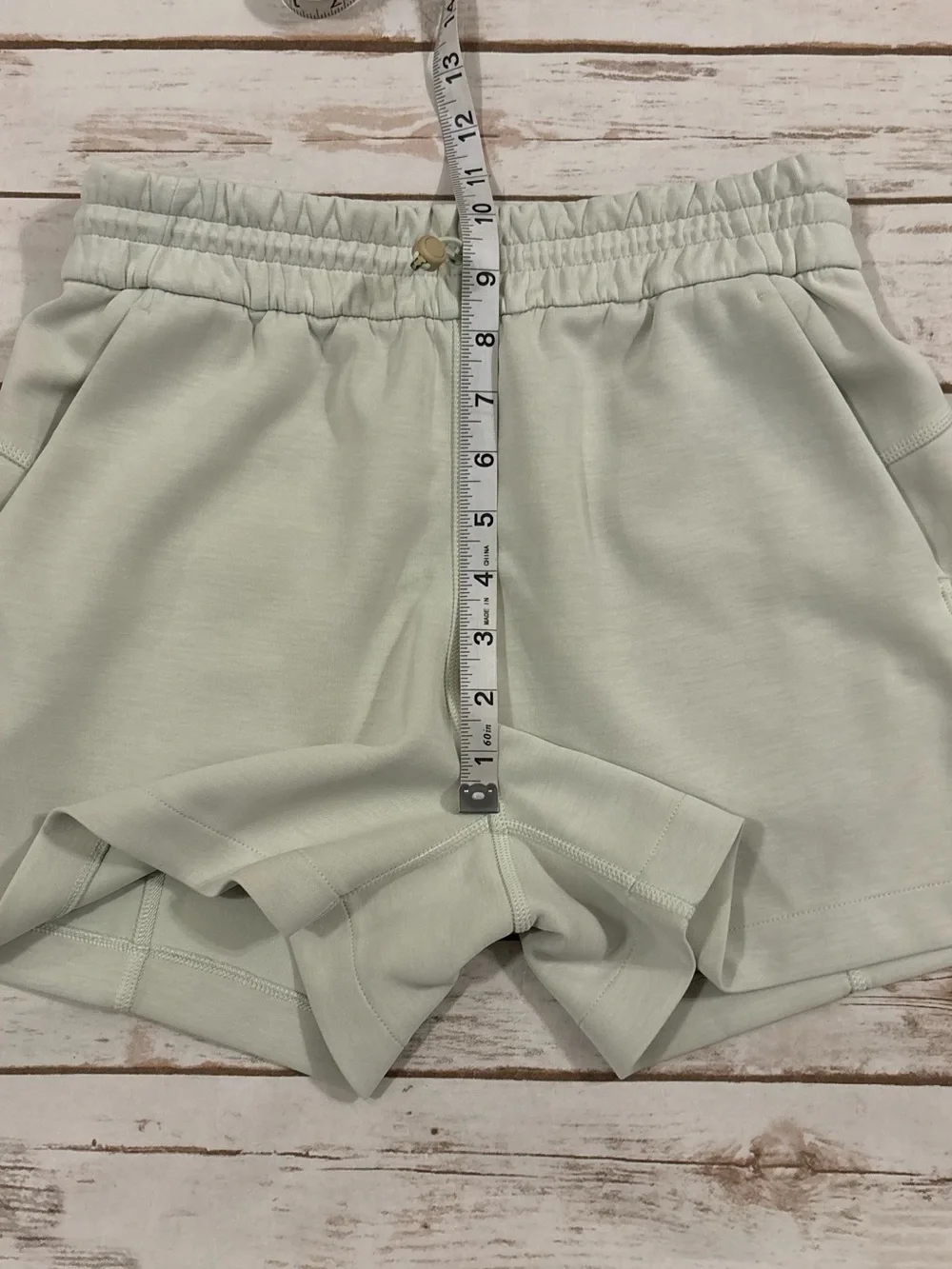 Lululemon Women’s Softstreme High-Rise Short 3.5
